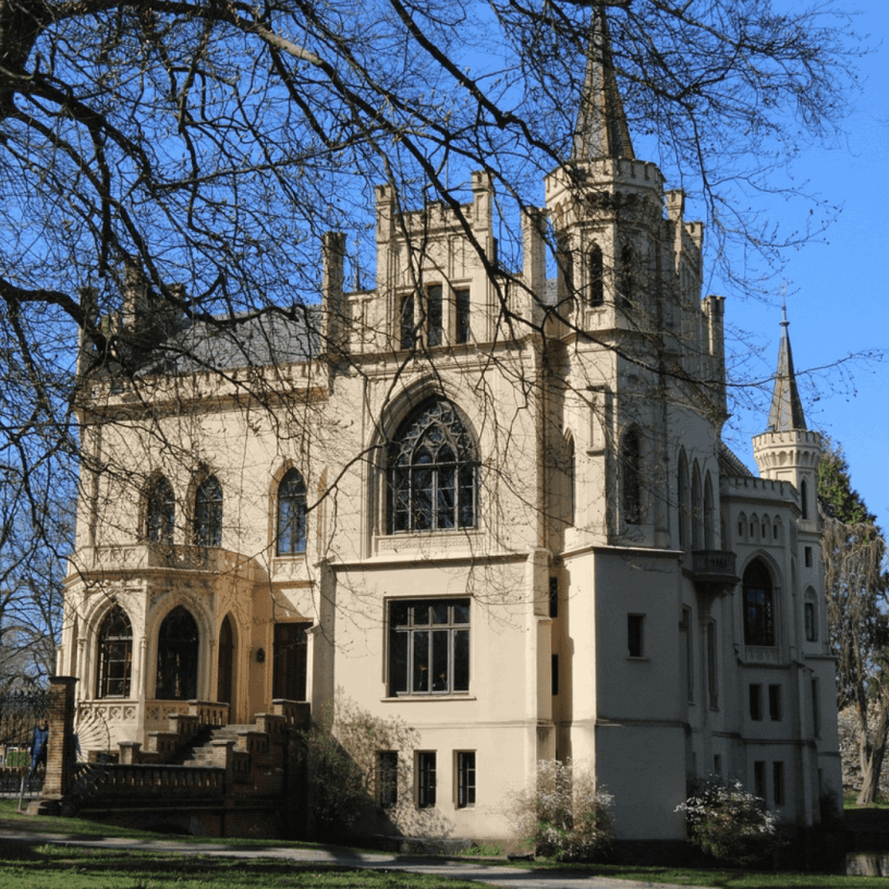 Die Evenburg in Leer - Zeugin der Jahrhunderte.